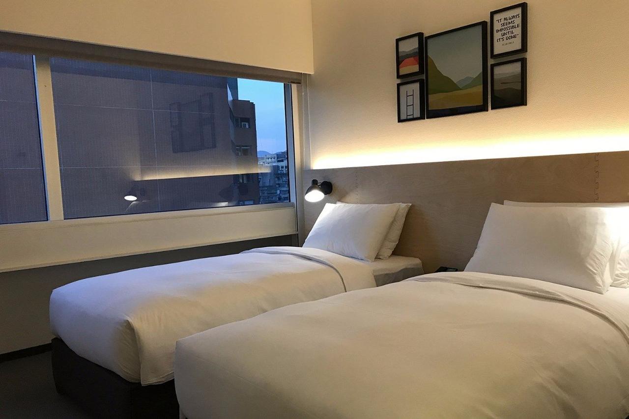 Amba Taipei Zhongshan Extérieur photo