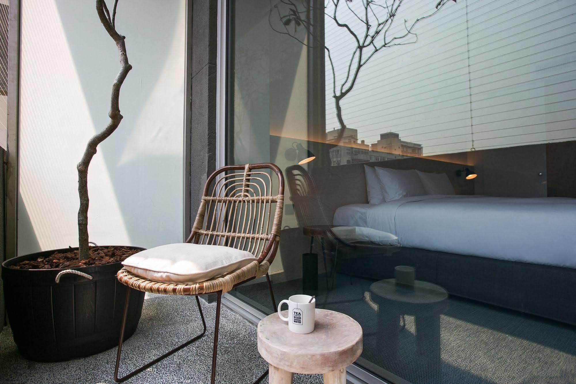 Amba Taipei Zhongshan Extérieur photo